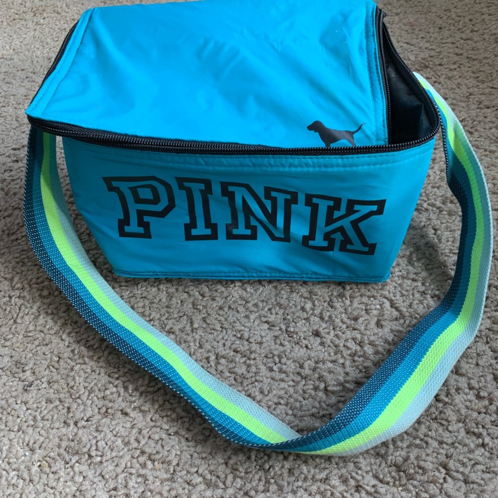 PINK lunchbox